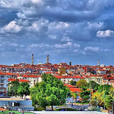 Altin Lale Hotel 2*